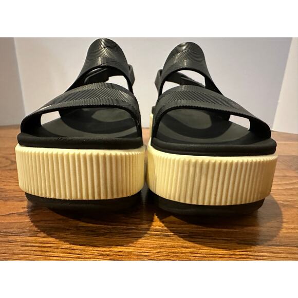 Reef Women’s Water Vista Higher Waterproof Platform Sandals Black/Cream Size 9 - Picture 3 of 8